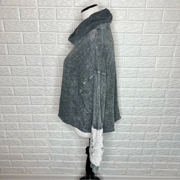 GIMMICKS [Buckle] Gray Washed Cowl Neck Sweatshirt M - Picture 7 of 11